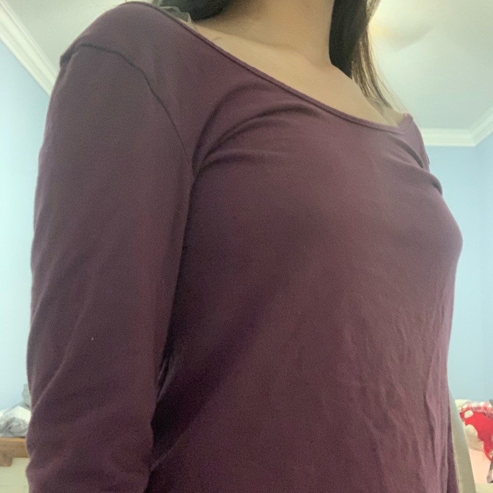 burgundy scoop neck long sleeve